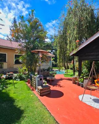 Mazzola Safari House & Backpacking