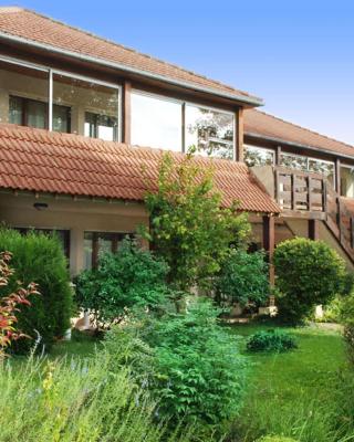 The Originals Access, Hôtel La Dousseine, Dreux Nord