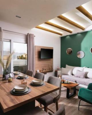 Green Apartment in the Hill