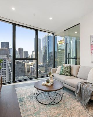 Modern City Apartment With Stunning CBD Views