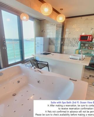 Seaside Pension