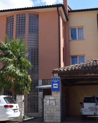 Apartments Grgic