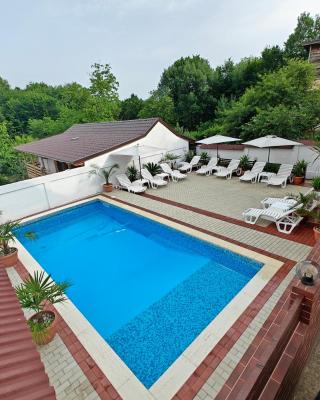 Vila Perla Govorei
