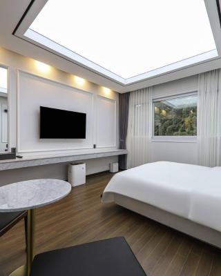 Hotel Demer Mokpo