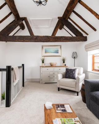 Hideaway Cottage Bewdley with parking near the River Severn