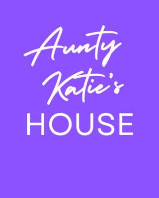 Aunty Katie's House, NI Tourist Board Certified & located on the main Oldpark Road to Belfast, with Free Continental Breakfast & Free Ultra Fast SKY internet, free SKY Sports & free SKY Cinema, Self-check in after 10pm GMT