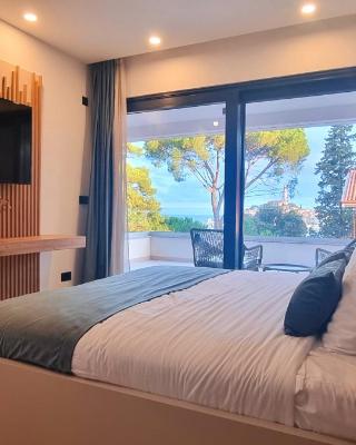 MB11 Rooms
