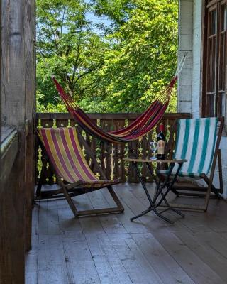 Tasia Guesthouse