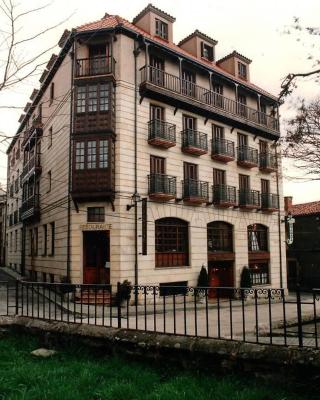 Hotel Covaleda Soria