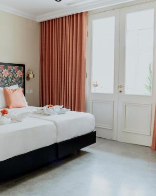 King Charles Hotel