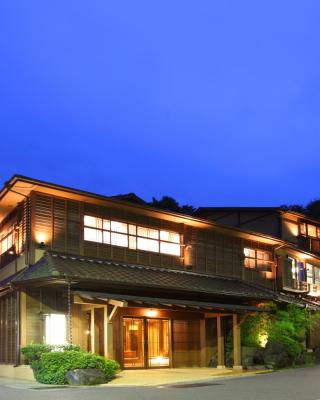 Hakone Onsen Ryokan Yaeikan