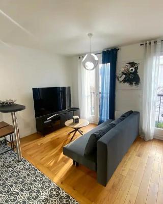 Cosy Appartement - 200m de Paris