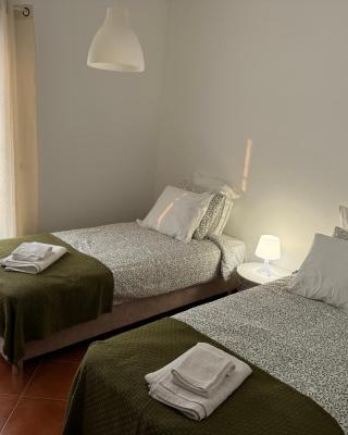 Nature House Almograve - Double Room with balcony and shared bathroom- Fishermen's Trail