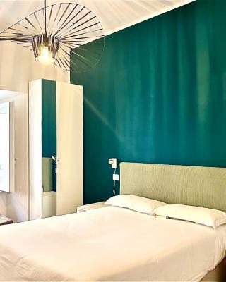 900 Liberty Rooms