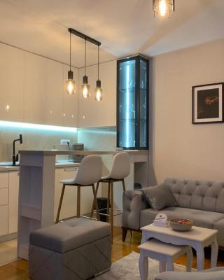 Urban Apartman-privatan parking-