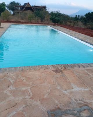 Boma Simba Safari Lodge
