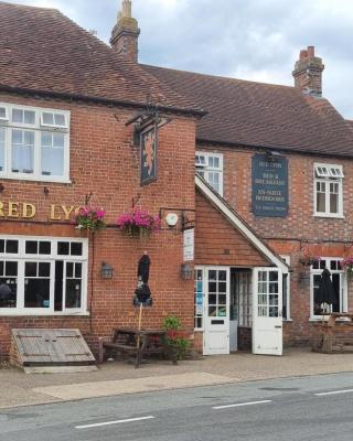 The Red Lyon Slinfold