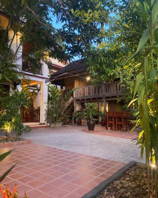Golden Sun Boutique Hotel