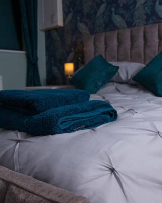 Cromwell Suite