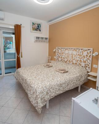 Double room next to Lungotevere