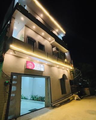 Nirvana inn , near ram mandir