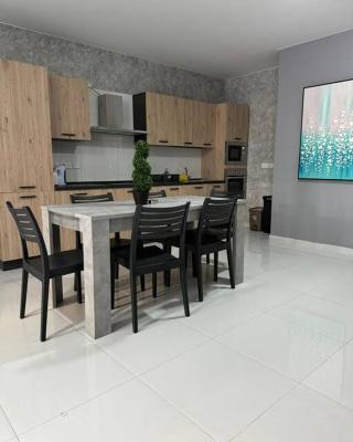 Amadeo Suites