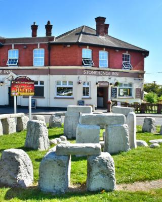 Stonehenge Inn & Shepherd's Huts