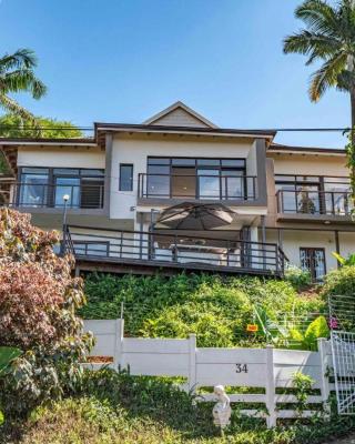 Ekuthuleni Modern Christian Guesthouse with seaview