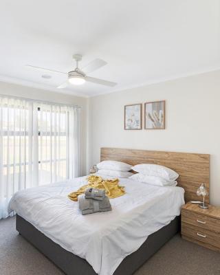 Morview Holiday Homes-Elephant