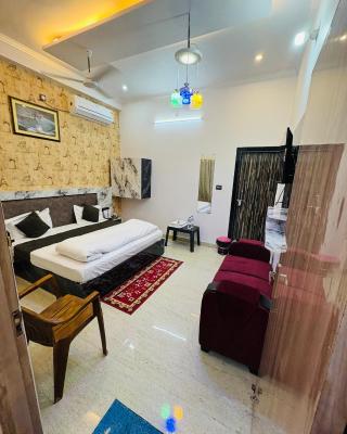 Shri Radhe Radhe Guest House In-front of Ram Janam Bhumi Main Gate Opposite 200 Meter Fully AC All Rooms