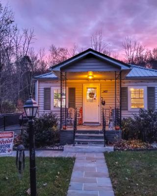 The Artist Studio Loft - Poconos - Hot Tub
