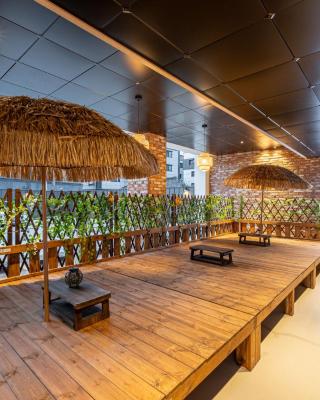 Elegance hotel hwangridan