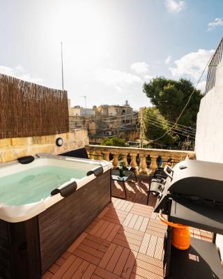 Charming Village Escape with Jacuzzi & Games Room