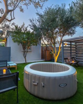 The Home Away from Home with Hot Tub