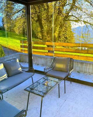 SwissHut Modern Chalet with Spa - Chalet Beunden