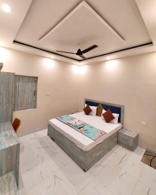 HOTEL Shivansh Palace Inn Bhubhneshwar - Fully-Air-Conditioned Hotel at Prime Location, Best Customer Service Experience