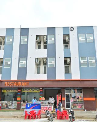 Hotel welcome & restaurant