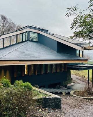 Kerry Lakeside Retreat - Luxury, Tranquility, and Wellness