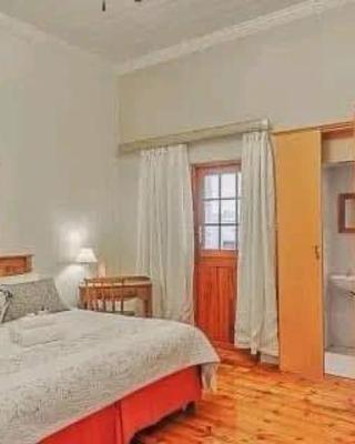 Wampex Guest House In Port Elizabeth R400 Night