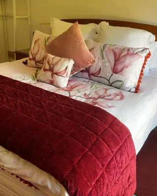 Close, Convenient & Comfortable