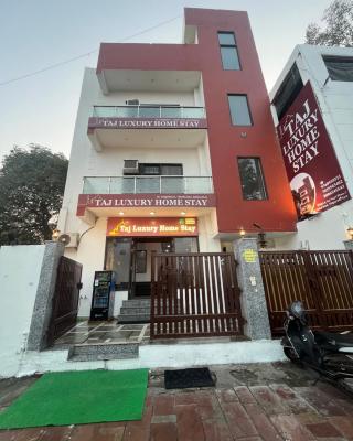 Luxury Taj Homestay, Stay 1KM Walking Distance From Taj Mahal East Gate