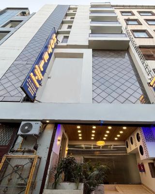 Hotel Emerald Suites & Banquet