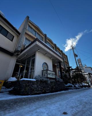 つるや旅館