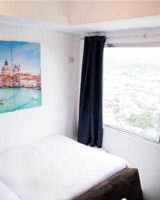 Modern Designed Studio Condo Near Ayala Centrio