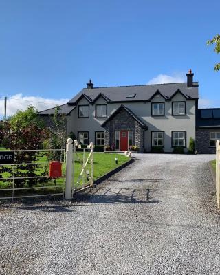 Luachra Lodge