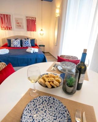 aMoneglia, 2 minutes walk to the beach, PVT PARK
