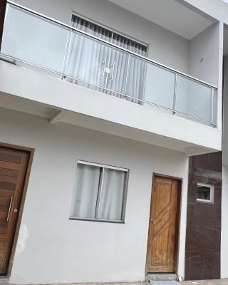 Quarto com banheiro privado 15km de Belém