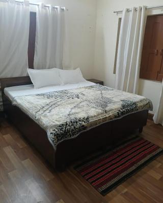 Radha Raman Guest House