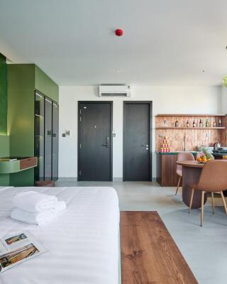 1995S Hostel