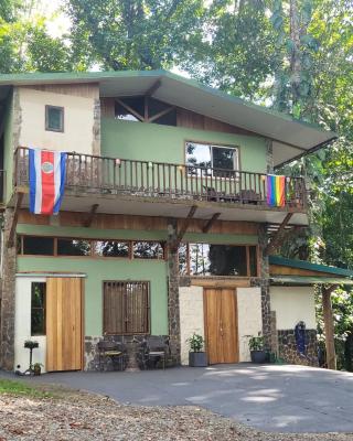 Nature Lovers Quepos